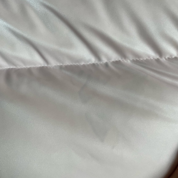 Aritzia Super Snug Super Puffer Jacket Liquid Shine in Mochi Pink Size S - Picture 14 of 15